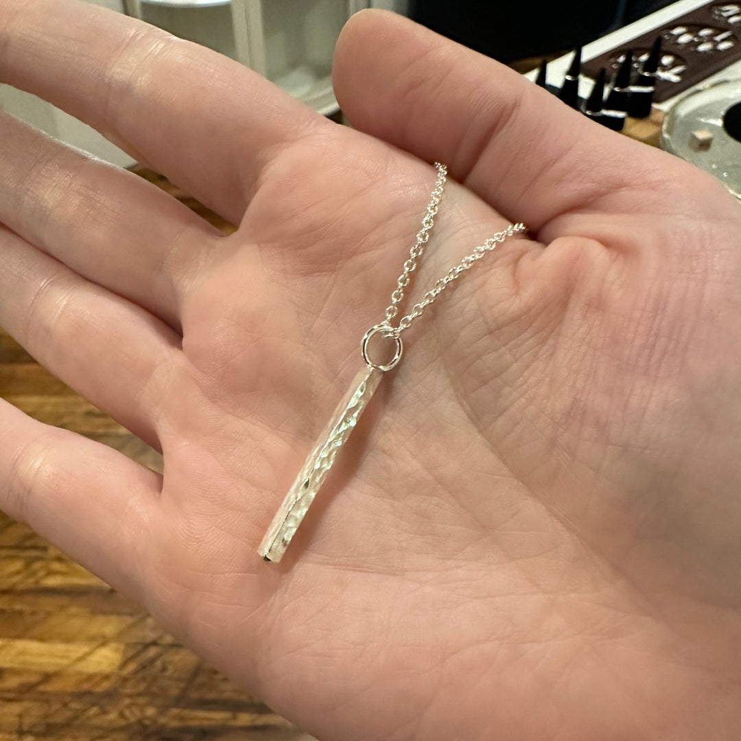 Glimmer Bar Necklace