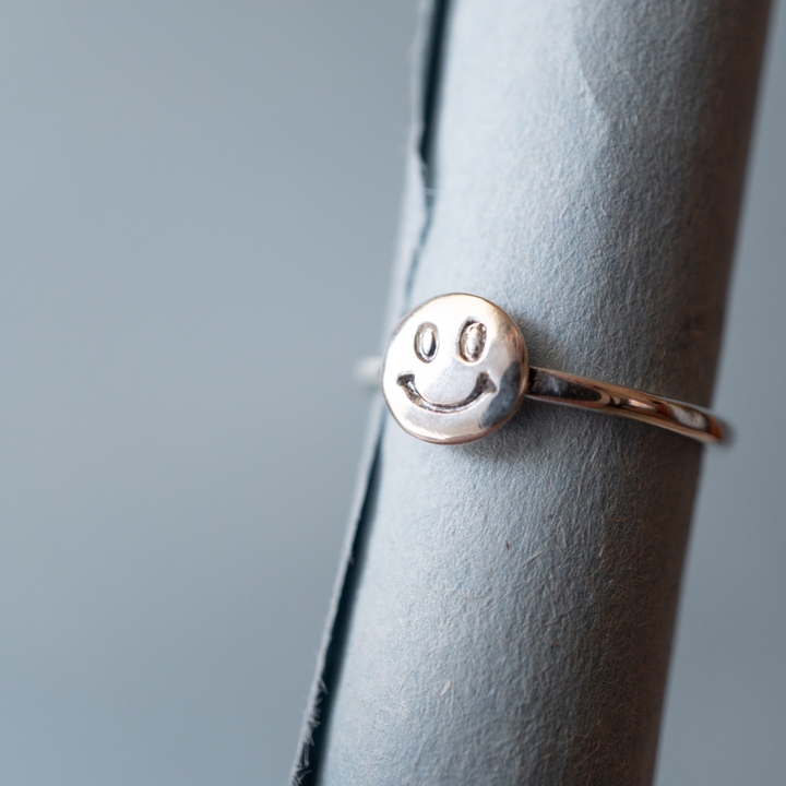 90s Nostalgia Smiley Ring