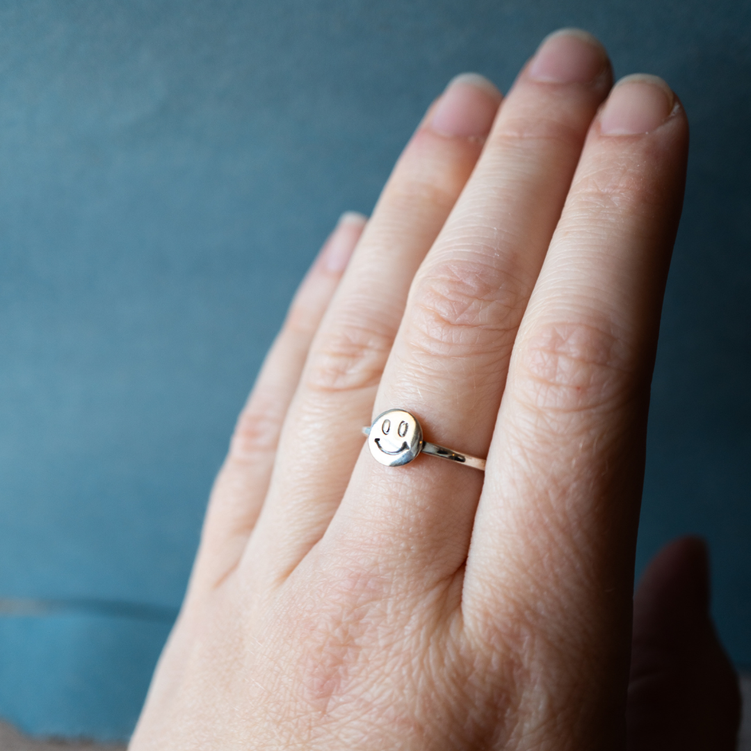 90s Nostalgia Smiley Ring