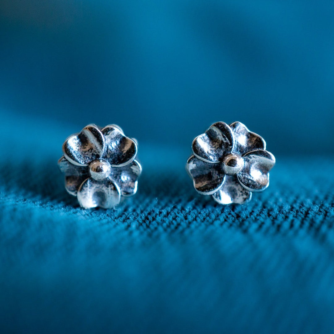 Forget Me Not Stud Earring