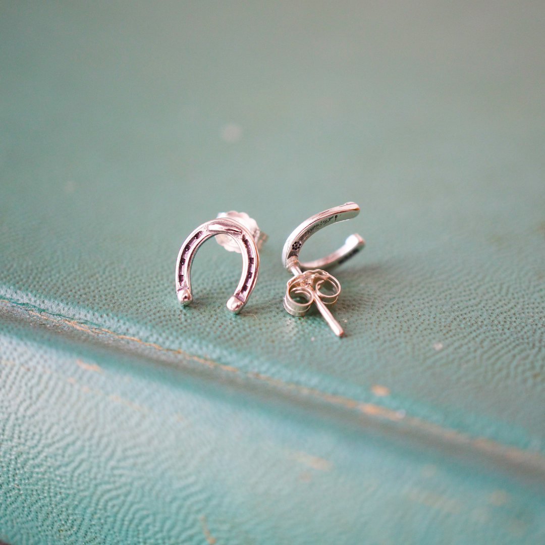 Horseshoe Stud Earring
