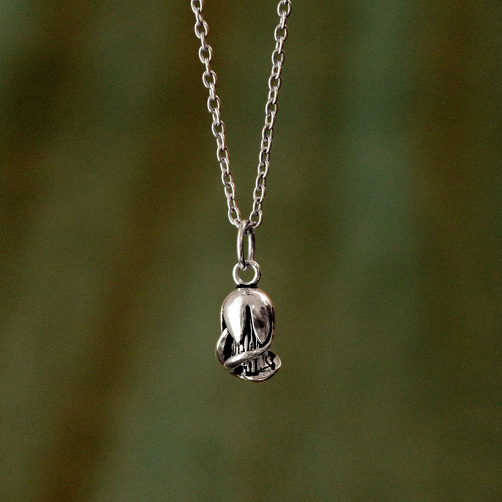 Rose Bud Necklace